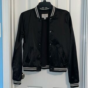 New American Eagle black bomber jacket